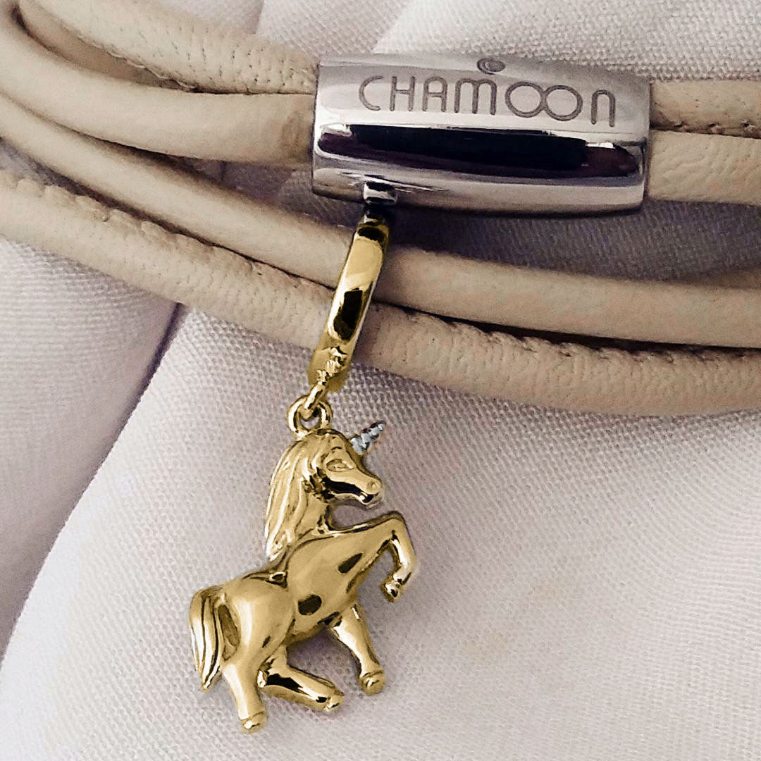 Unicorn Charm-Anhänger vergoldet