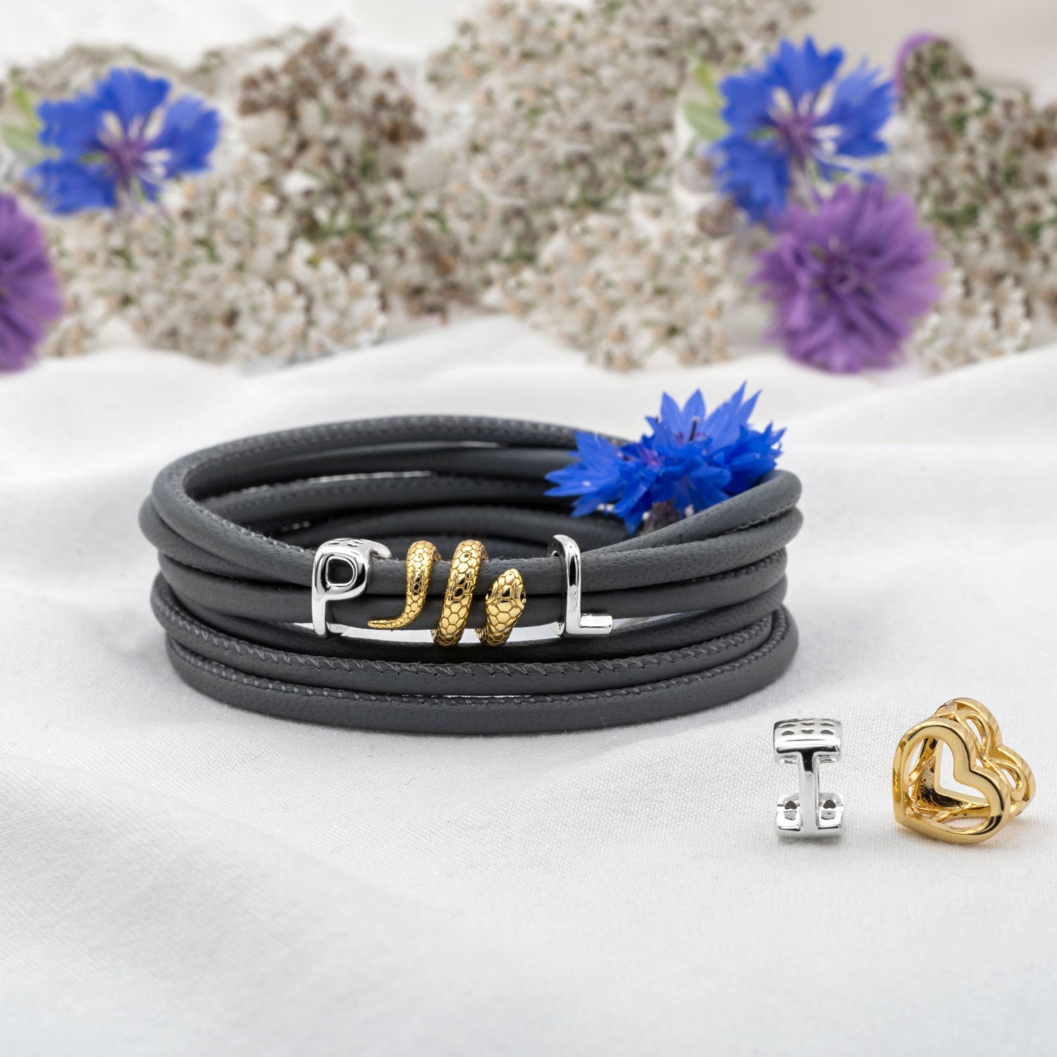 gold-charm-schlange