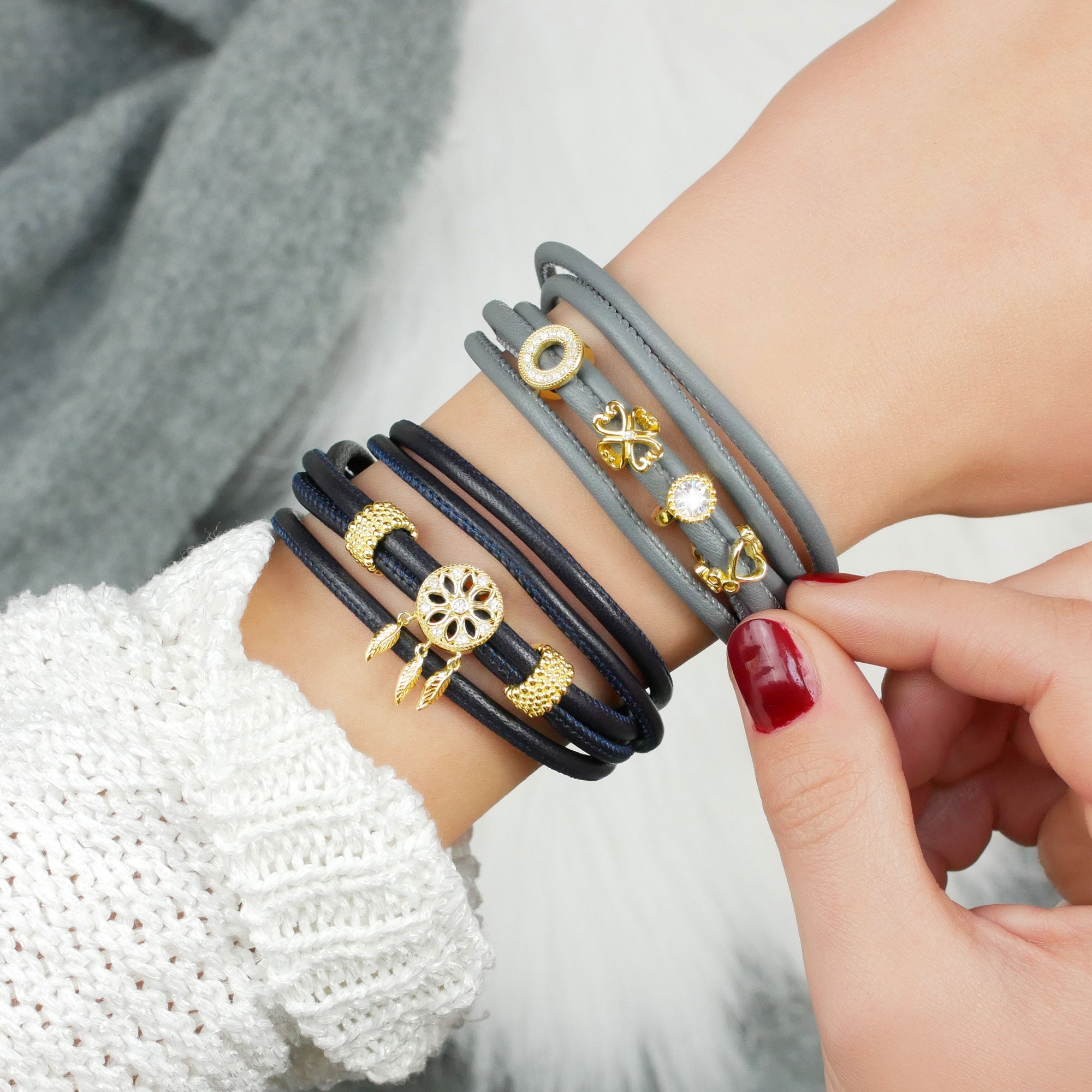 Traumfänger Charm-Anhänger an dunkelblauem Armband
