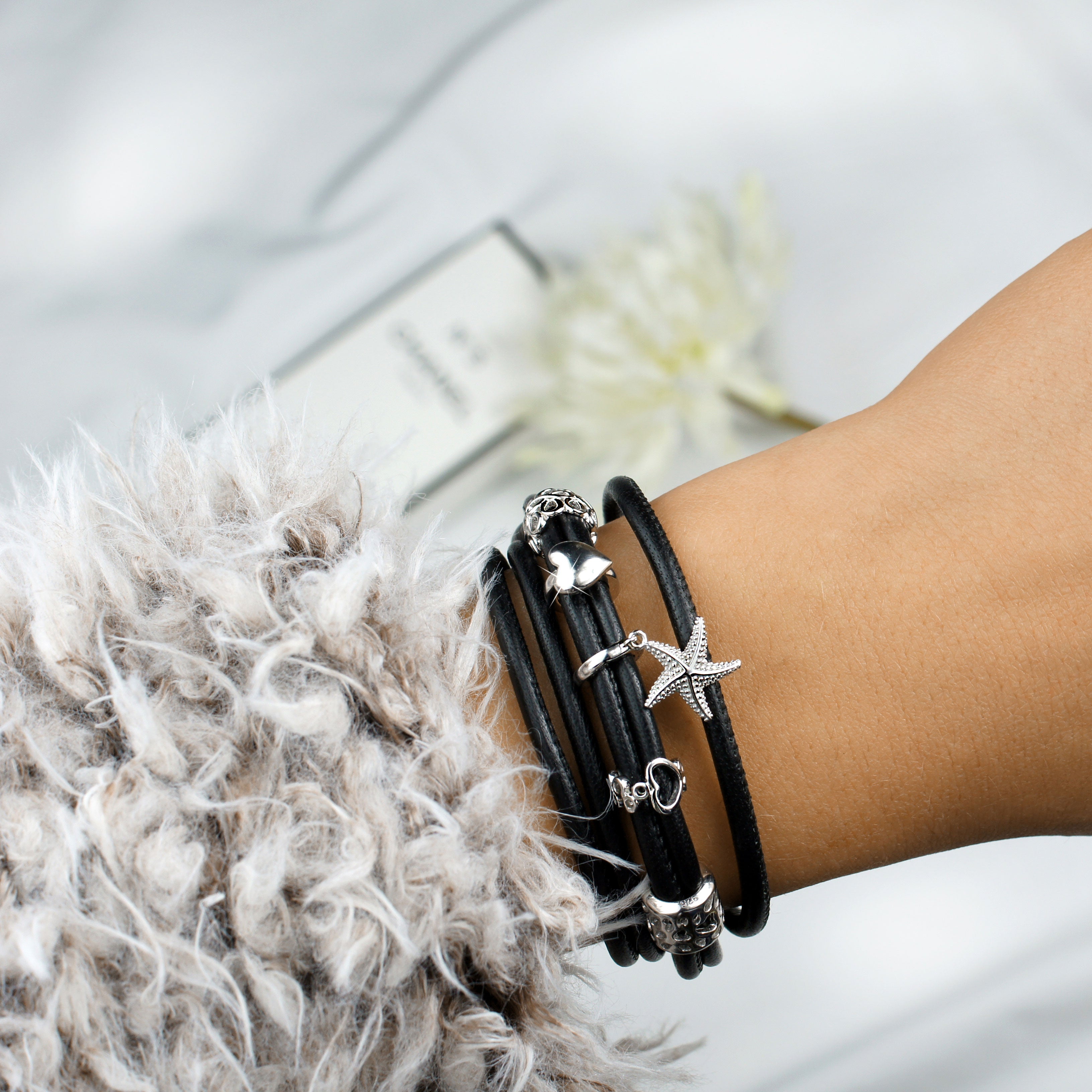Armband Leder Damen mit Charms